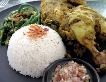 BALINESE AYAM BETUTU BALINESE AYAM BETUTU