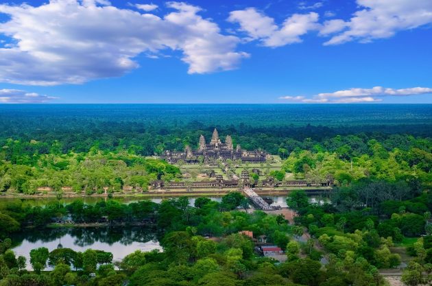 Luxurious flight service to Angkor Wat, Cambodia